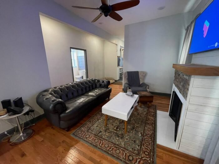 Spacious 5-Bedroom Retreat | Sleeps 16+ | St. Louis, MO